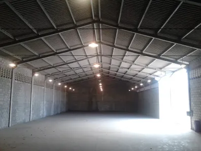 Galpão/Depósito/Armazém com 5 Quartos para alugar, 2715m² no BNH, Mesquita