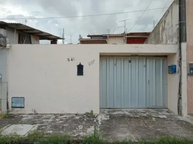 Casa com 3 Quartos para alugar, 179m² no Jardim Cearense, Fortaleza