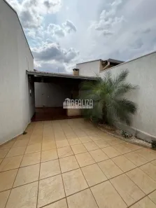 Casa com 3 Quartos à venda, 300m² no Jardim Maracanã, Uberaba