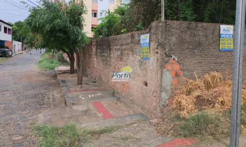 Lote/Terreno à venda, 495m² no Horto, Teresina