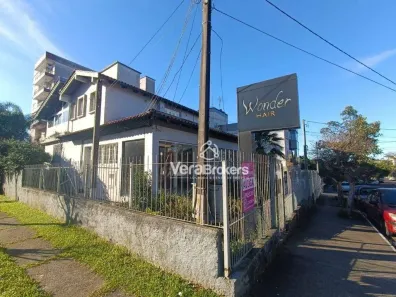 Casa com 5 Quartos para alugar, 240m² no Centro, Gravataí