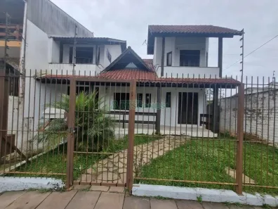 Casa com 3 Quartos para alugar, 275m² no Cinqüentenário, Caxias do Sul