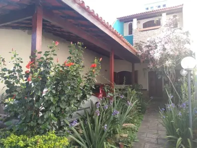 Casa com 4 Quartos à venda, 340m² no Centro, Campos dos Goytacazes