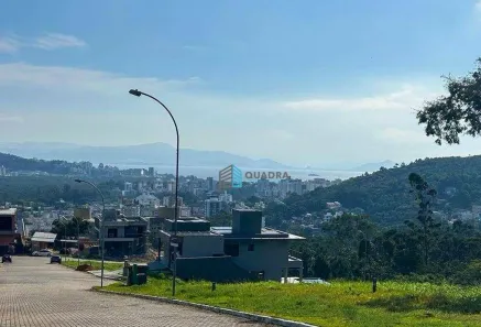 Casa com 3 Quartos à venda, 198m² no Itacorubi, Florianópolis