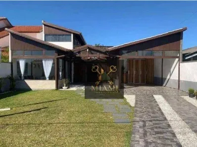Casa com 5 Quartos à venda, 233m² no Guaratuba, Guaratuba