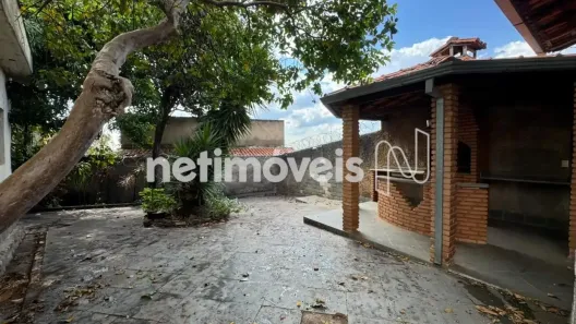 Casa com 3 Quartos à venda, 360m² no Pindorama, Belo Horizonte
