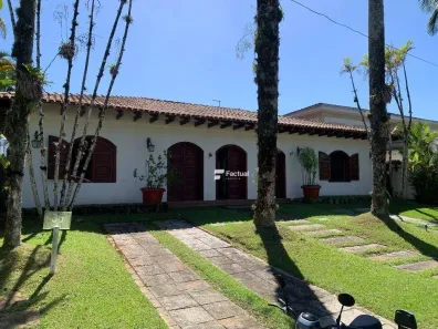 Casa de Condomínio com 4 Quartos para alugar, 416m² no Jardim Acapulco, Guarujá