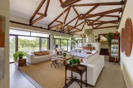 Fazenda/Sítio com 5 Quartos à venda, 580m² no , Campina Grande do Sul