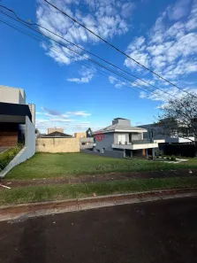Lote/Terreno com 1 Quarto à venda, 300m² no Esperança, Londrina