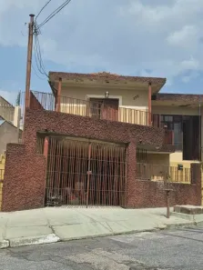 Casa com 3 Quartos para alugar, 200m² no Vila Marieta, São Paulo