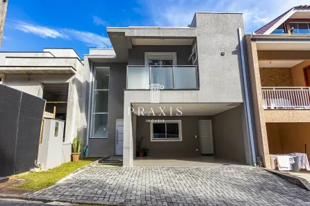 Casa com 3 Quartos à venda, 157m² no Santa Cândida, Curitiba
