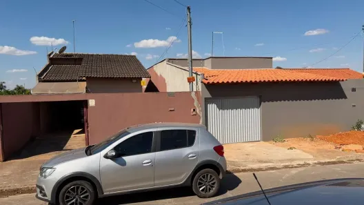 Casa com 2 Quartos à venda, 90m² no Jardim Veneza, Aparecida de Goiânia