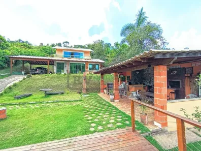 Casa de Condomínio com 3 Quartos à venda, 247m² no Igrejinha, Juiz de Fora