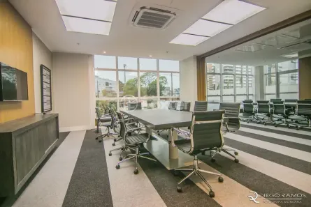 Sala Comercial à venda, 36m² no Petrópolis, Porto Alegre