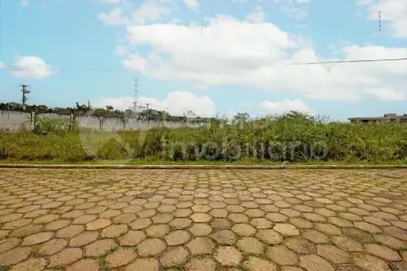 Lote/Terreno à venda, 1060m² no Boungaiville, Peruíbe