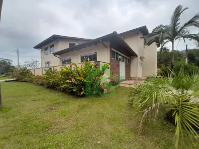 Casa de Condomínio com 4 Quartos à venda, 350m² no Massaguaçu, Caraguatatuba