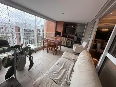 Apartamento com 4 Quartos para alugar, 142m² no Cidade São Francisco, São Paulo
