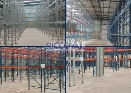 Galpão/Depósito/Armazém para alugar, 2800m² no Lambari, Guararema