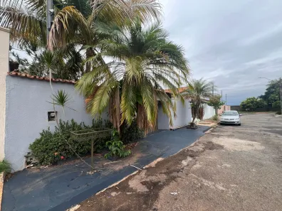 Casa de Condomínio com 3 Quartos à venda, 211m² no , Goiânia