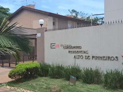 Sobrado com 3 Quartos à venda, 192m² no Parque Jamaica, Londrina
