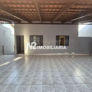 Casa com 3 Quartos à venda, 140m² no Segismundo Pereira, Uberlândia