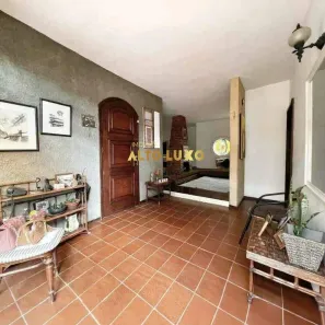 Casa com 4 Quartos à venda, 250m² no Belvedere, Belo Horizonte