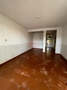 Casa com 3 Quartos à venda, 100m² no Parque das Laranjeiras, Maringá