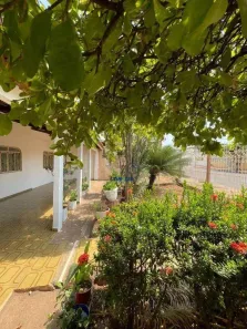 Casa com 3 Quartos à venda, 240m² no Morada da Serra, Cuiabá