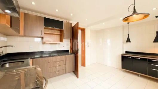 Apartamento com 3 Quartos à venda, 106m² no Jardim Itu, Porto Alegre