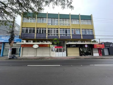 Apartamento com 2 Quartos para alugar, 70m² no Balneário, Florianópolis