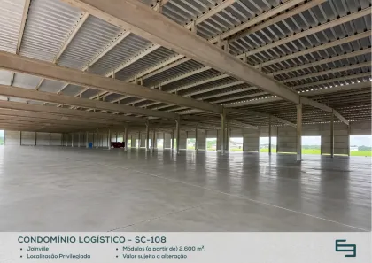 Galpão/Depósito/Armazém para alugar, 2600m² no Vila Nova, Joinville