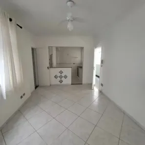 Kitnet para alugar, 38m² no Boqueirão, Santos