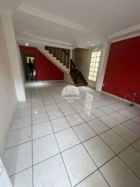 Casa com 4 quartos — Santa Mônica, Belo Horizonte