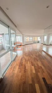Apartamento com 4 Quartos para alugar, 210m² no Vila Clarice, São Paulo