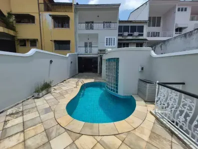Casa de Condomínio com 3 Quartos à venda, 250m² no Anil, Rio de Janeiro