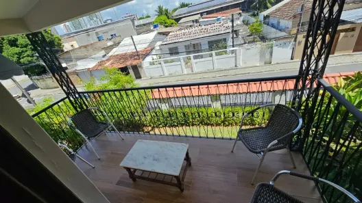 Casa com 4 Quartos para alugar, 700m² no Campo Grande, Recife