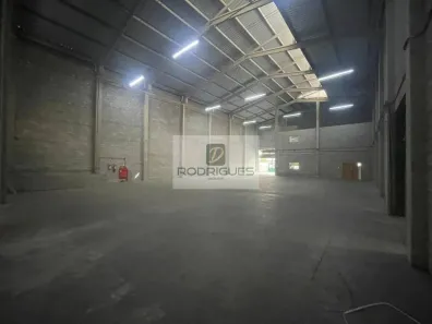 Galpão/Depósito/Armazém para alugar, 1200m² no Taboão, São Bernardo do Campo