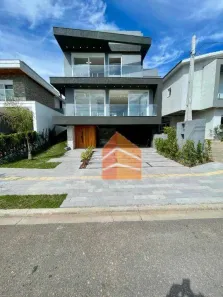 Casa de Condomínio com 3 Quartos à venda, 250m² no Centro, Gravataí