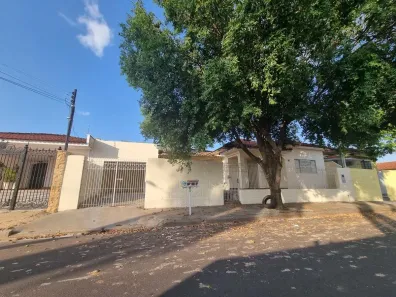 Casa com 2 Quartos à venda, 104m² no Jardim Aviação, Presidente Prudente