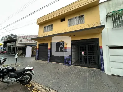Ponto Comercial para alugar, 80m² no Osvaldo Rezende, Uberlândia