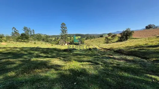 com 3 Quartos à venda, 5m² no Centro, Lagoinha