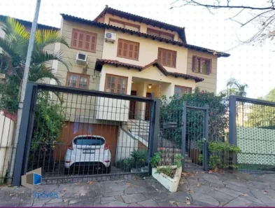 Casa com 3 Quartos à venda, 159m² no Três Figueiras, Porto Alegre