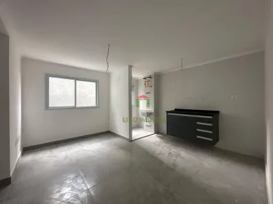 Apartamento com 2 Quartos para venda ou aluguel, 32m² no Santa Teresinha, São Paulo