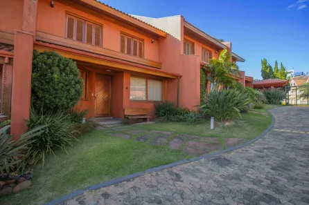 Casa de Condomínio com 4 Quartos à venda, 287m² no Cristal, Porto Alegre