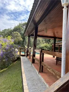 Sobrado com 4 Quartos à venda, 850m² no Caraguatá, Mairiporã