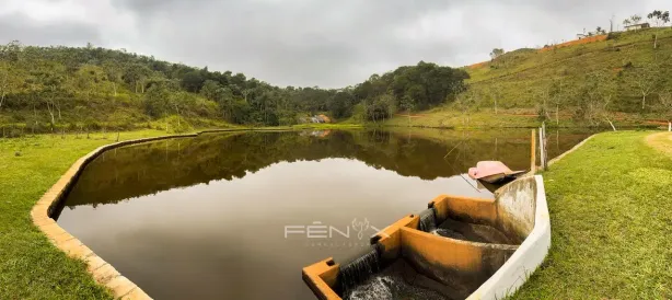 Lote/Terreno à venda, 600m² no Centro, Igaratá