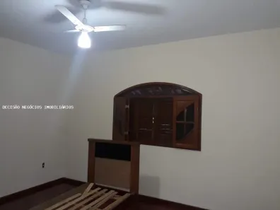 Casa com 3 Quartos à venda, 100m² no Benfica, Juiz de Fora