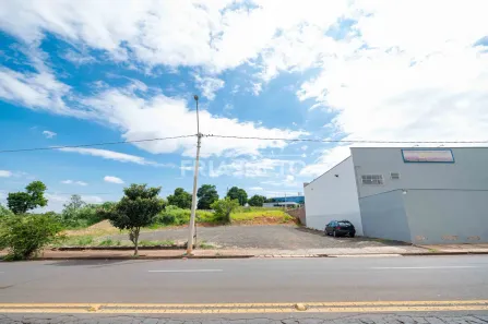 Lote/Terreno para alugar, 350m² no Pompéia, Piracicaba