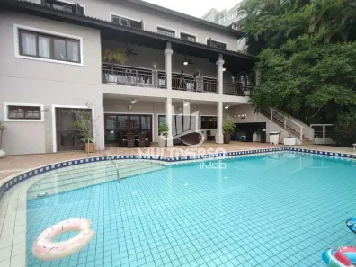 Casa com 4 Quartos à venda, 750m² no Marapé, Santos