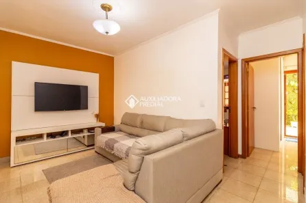 Apartamento com 2 Quartos para alugar, 65m² no Passo da Areia, Porto Alegre